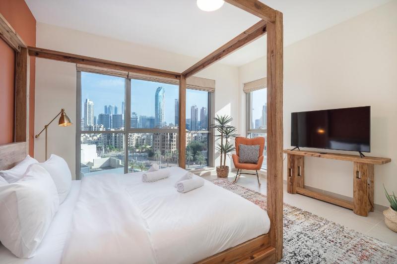 Cosy & Spacious 2 BR l Magical Boulevard View l by Burj & Dubai Mall I Pool I Gym I Family friendly — комфортный отель в Дубае