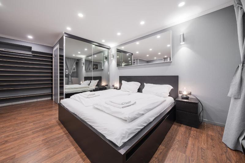 Islandijos Apartments - Lollo Luxury — отель с удобствами в Вильнюсе