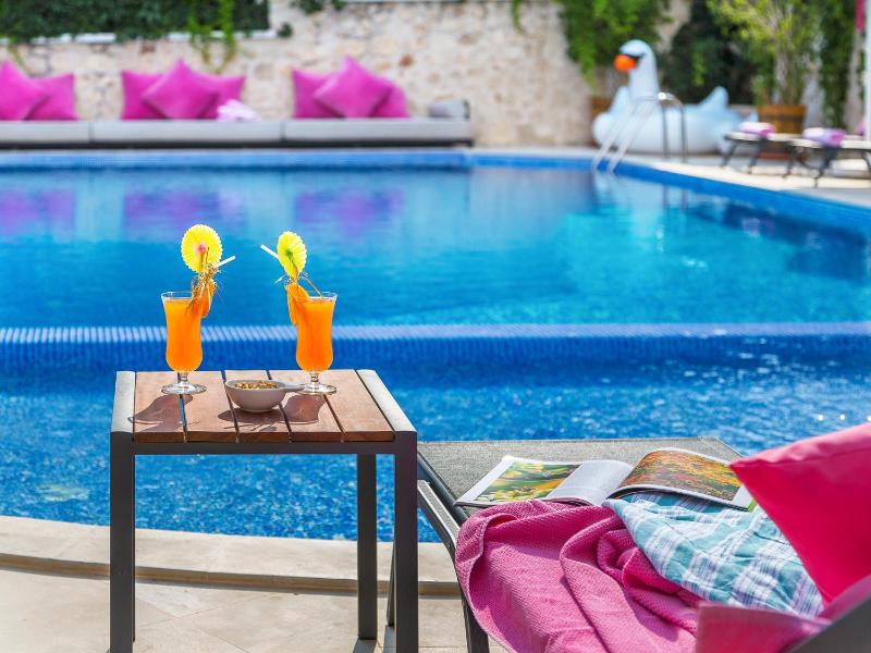 Kalkan Suites 101 — отель с удобствами в Калкан