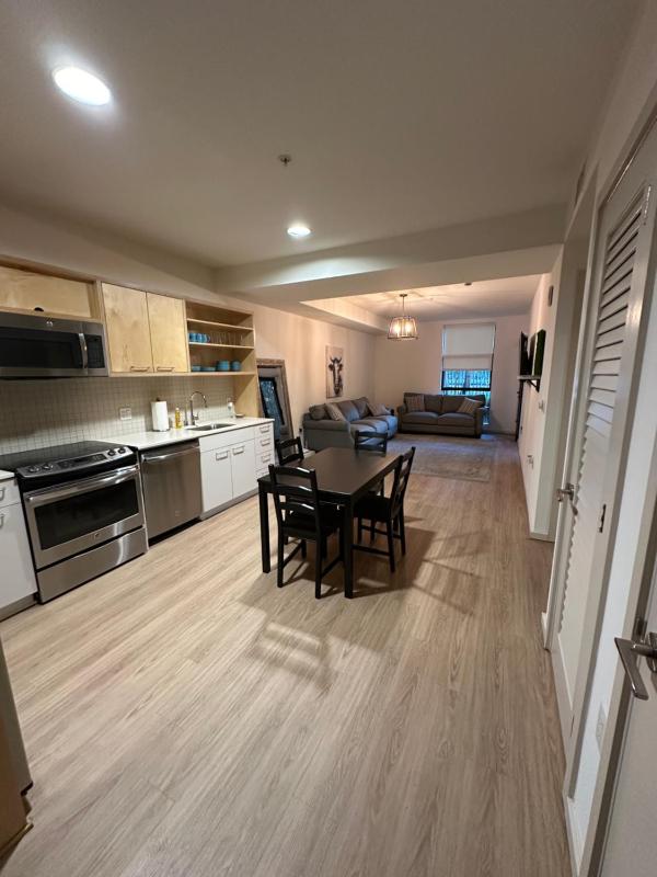 NOHO 1BR w Parking — отзывы гостей и цены