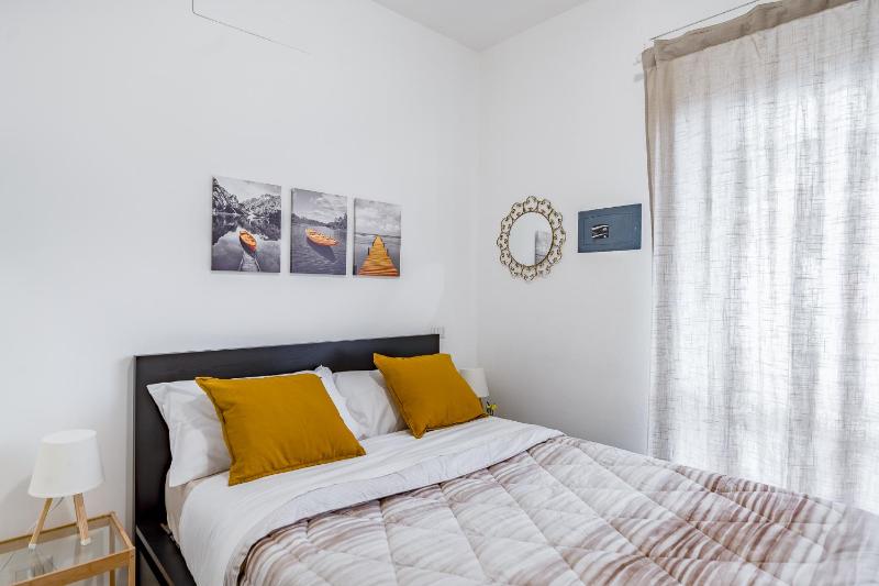 The Base - Comfort a Milano — отель в Милане, Италия