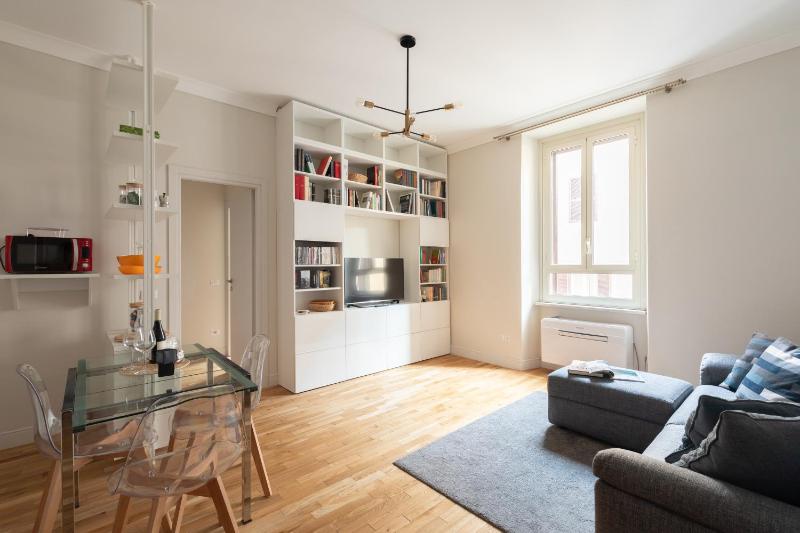 Esquilino Charming Apartment — отель в Риме, Италия