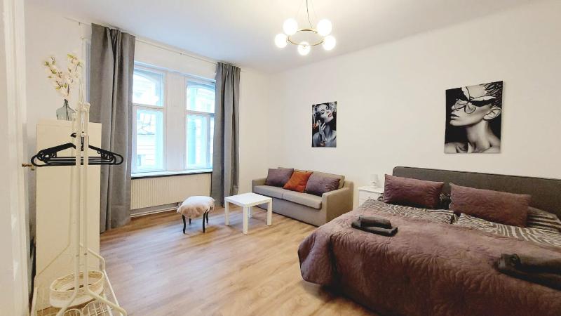 Superior 4 Bedroom Apartment — отель с удобствами в вене