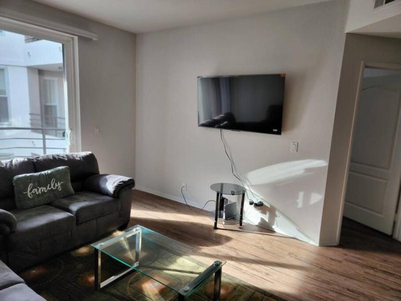 Amazing Marina Del Rey 2bdr Home — забронировать отель в Лос-Анджелесе