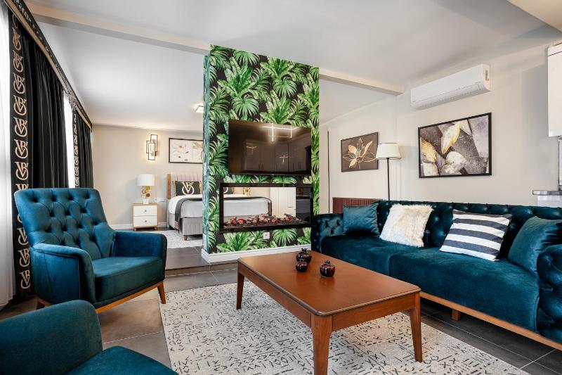 Bellavia Deluxe Apart - Penthouse with Sea View — забронировать отель в Стамбуле