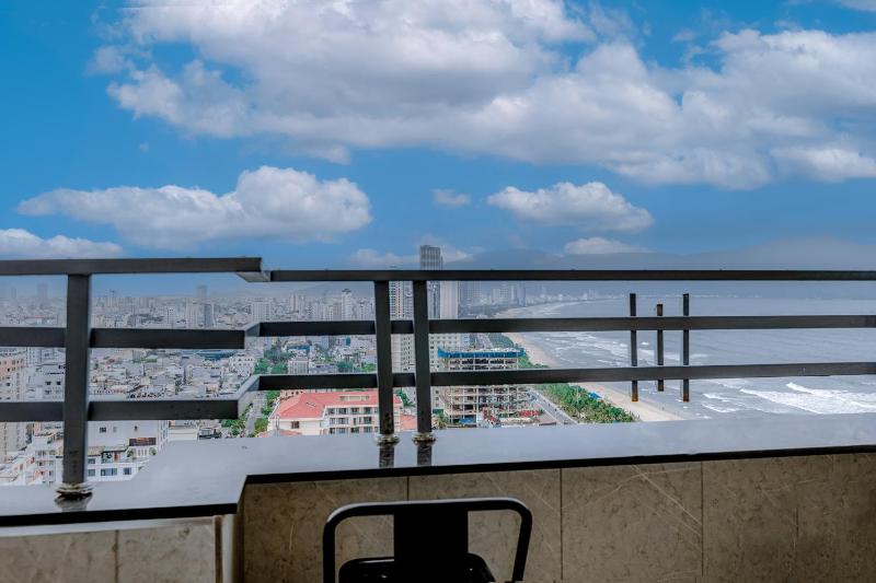 Sea View 2 bed room and 2 bad room Muong Thanh — комфортный отель в Дананге