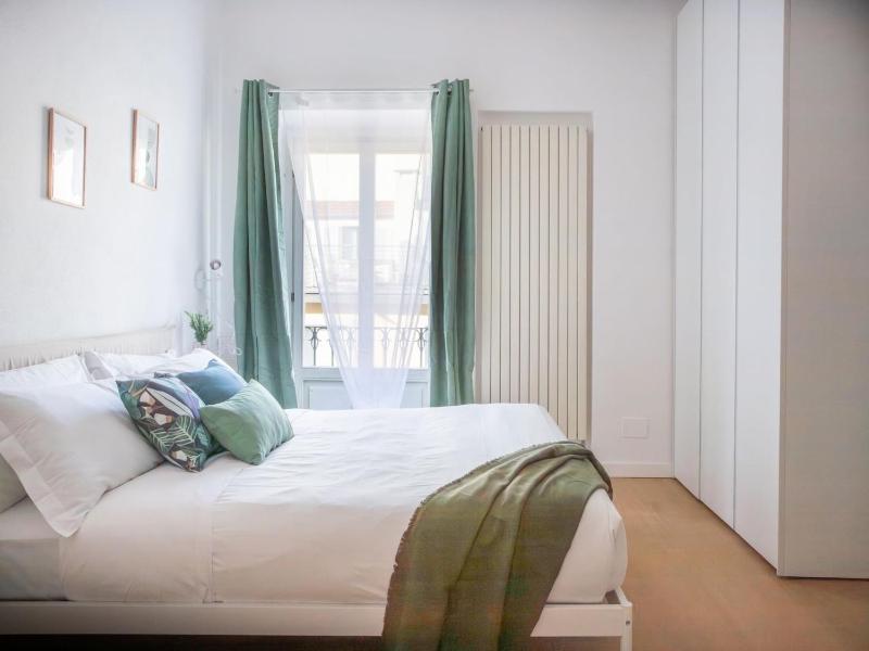 Цены на The Best Rent - Two-Bedroom apartment in Navigli area в Милане