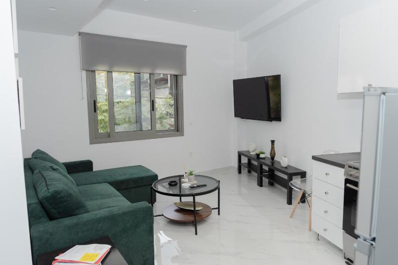 Rea apartment — забронировать отель в Афины