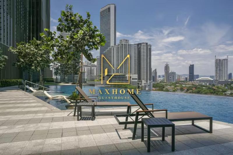 OxSuites Living at Pavilion Embassy nearby KLCC — комфортный отель в Куала-Лумпуре
