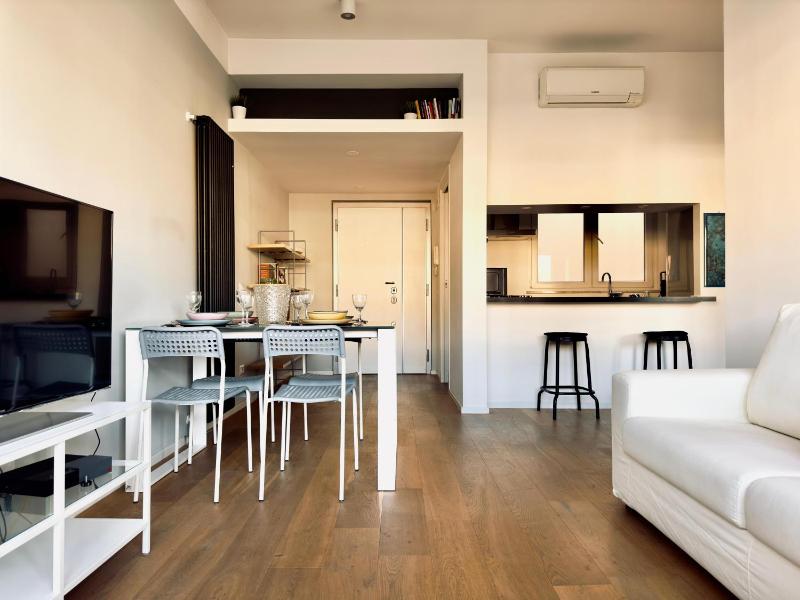 Цены на The Twenty - Villaggio Olimpico apartment в Риме