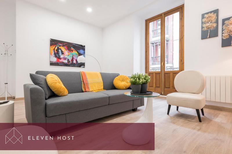 Exclusive Balcony Plaza Mayor — отель с удобствами в Мадриде