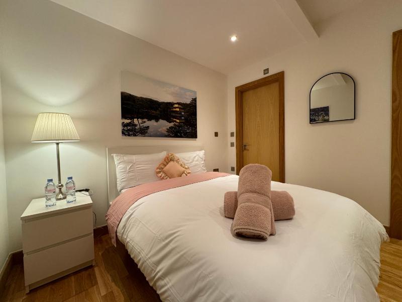The Noko 2 Bedroom Apartment Central London by Wild London — отель с удобствами в Лондоне