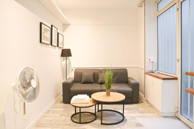 Studio Cocoon Near Eiffel Tower — отель с удобствами в Париже