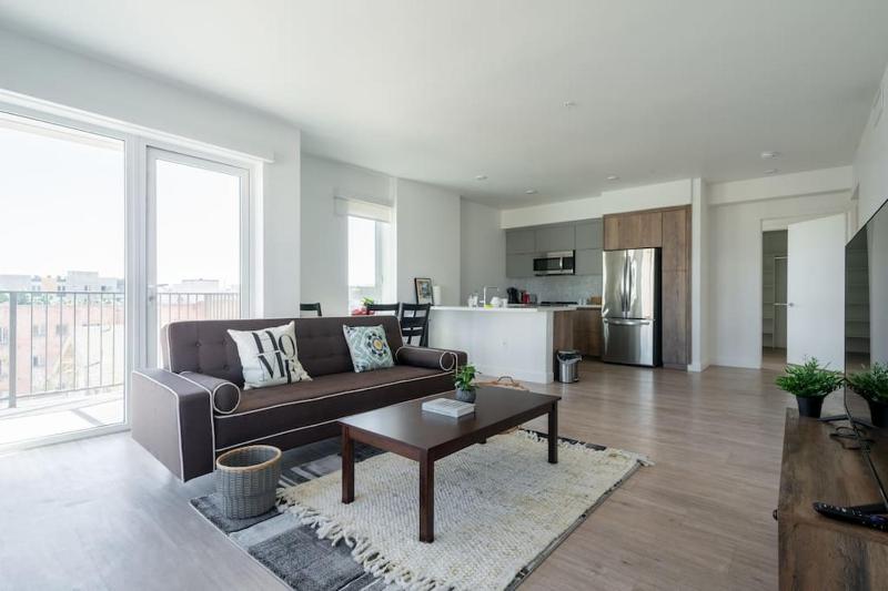 2B2B unit in the center of Koreatown — отель с удобствами в Лос-Анджелесе