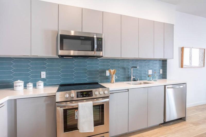 Lovely studio unit In Ktown LA — отель с удобствами в Лос-Анджелесе