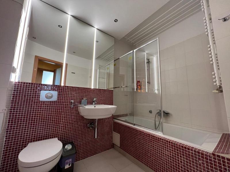 Cozy Warsaw Apartment OKOPOWA — отель с удобствами в Варшаве