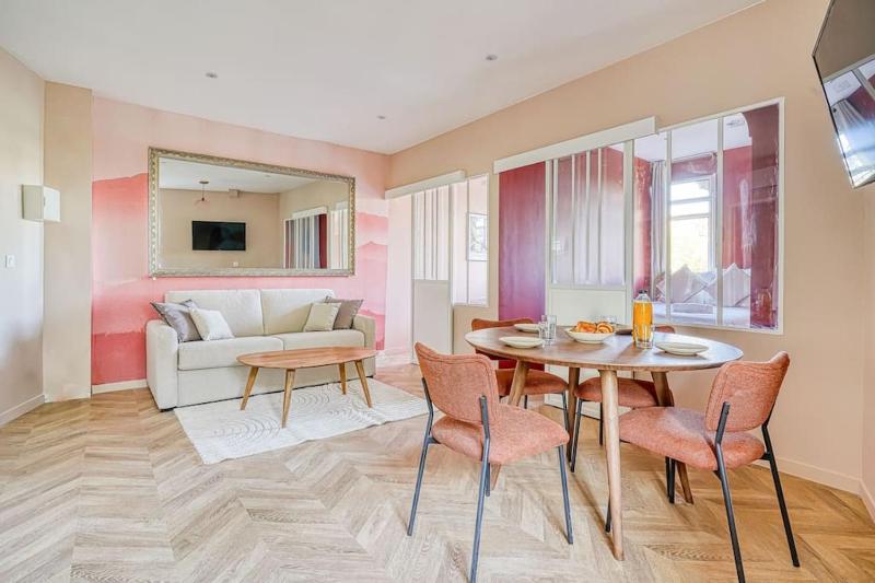 Appartement 2 chambres place Pereire 75017 - II — отель с удобным расположением в Париже