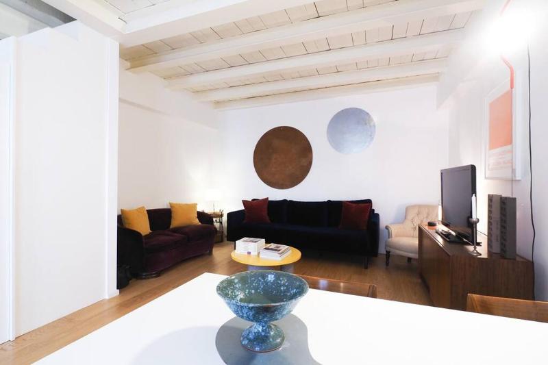 Contempora Apartments - bilocale Ascanio Sforza 9 — отель с удобным расположением в Милане