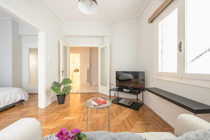 Pame Rentals - 2BD Home, 4 Min to Acropolis — отель с удобствами в Афины