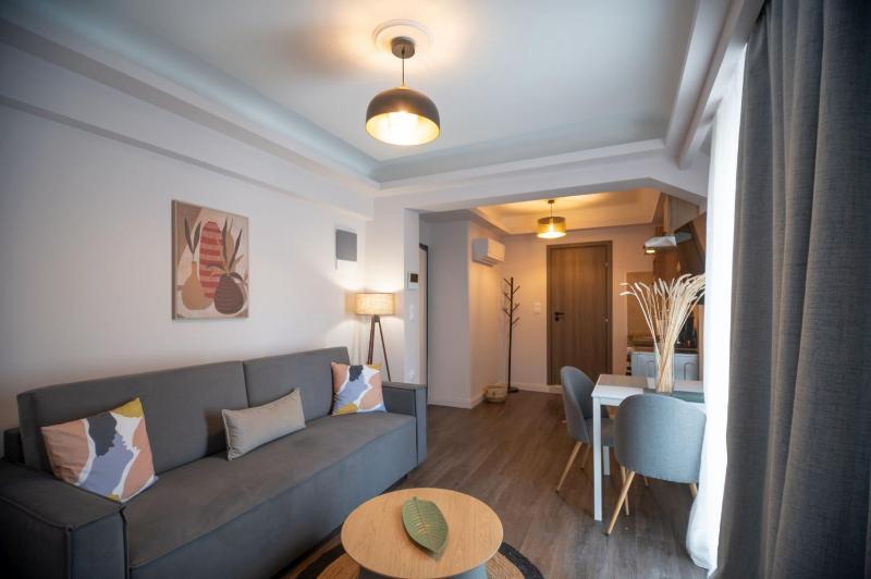 Niki Athens Suites - Sunny Suite in Athens historic center — отзывы гостей и цены