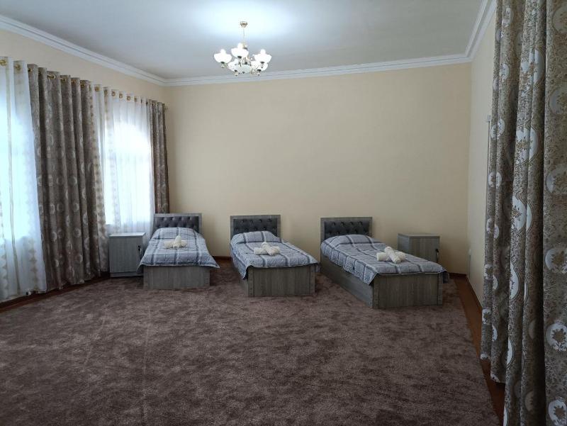 Isfan GuestHouse Bukhara — отель в Бухара, Узбекистан