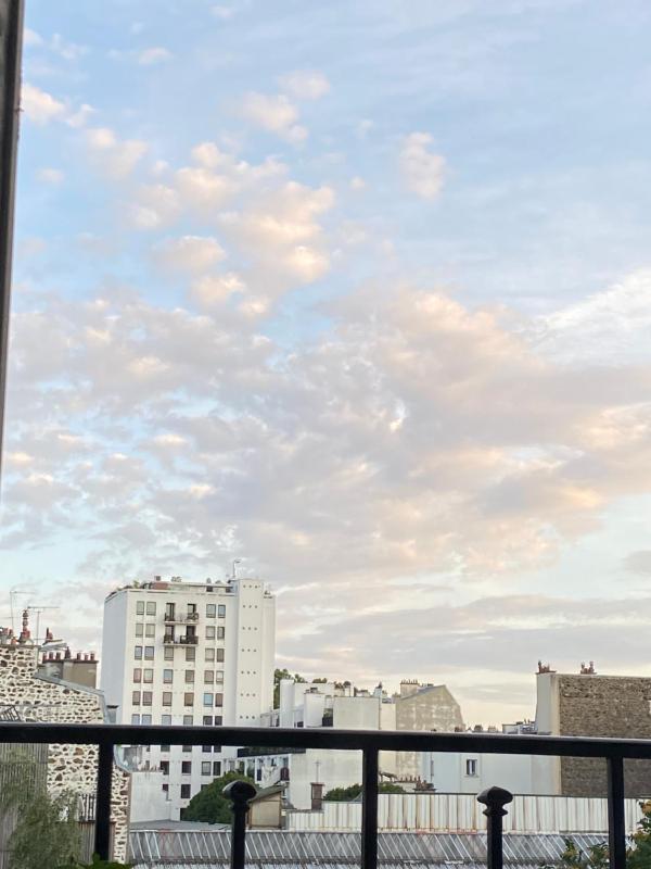 Charmant deux pieces au coeur du 18 eme — забронировать отель в Париже