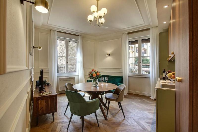 Art Apartment Luxury Ponte Vecchio Suite — отель с удобным расположением в Флоренции