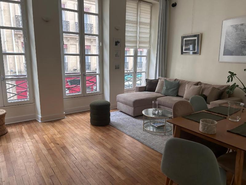 Appartement spacieux au centre de Paris — комфортный отель в Париже