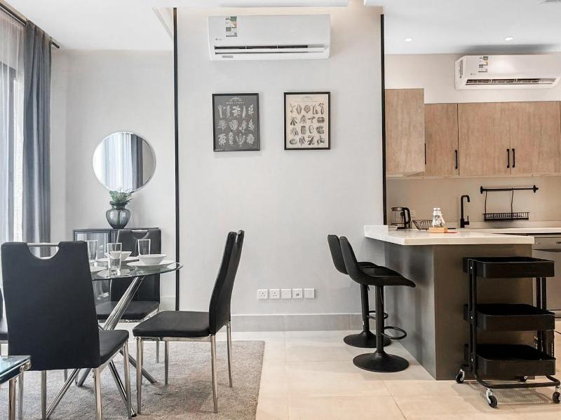 GR Premium - Beautiful Terraced 2Bd in Hittin — отель с удобным расположением в Рияде