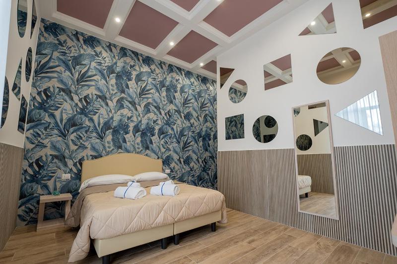 GreRos H. Porto Napoli Centro, by ClaPa Group Dislocated Hospitality — комфортный отель в Неаполе