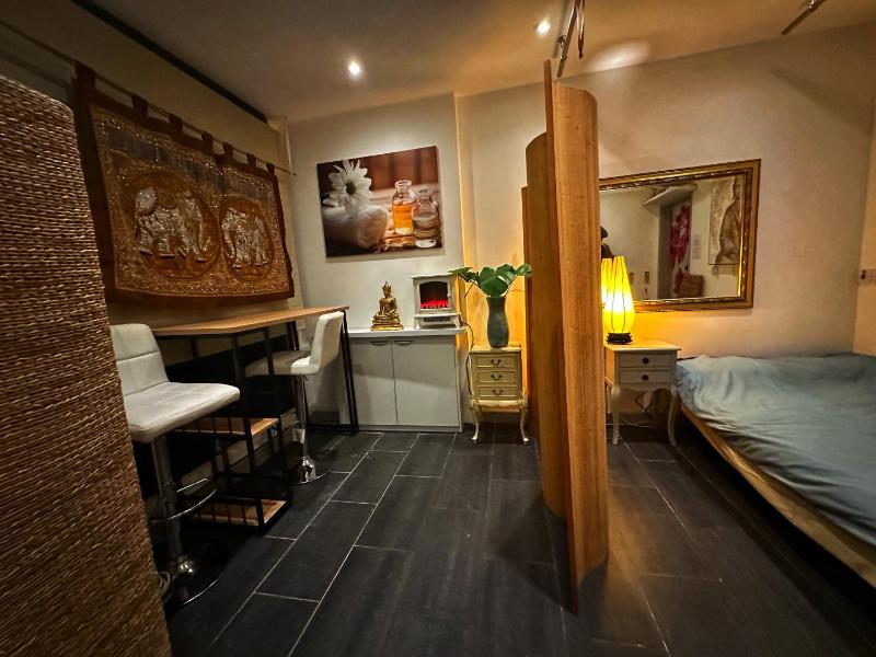 London Sheen Studio (SW14 ) — отель с удобствами в Лондоне
