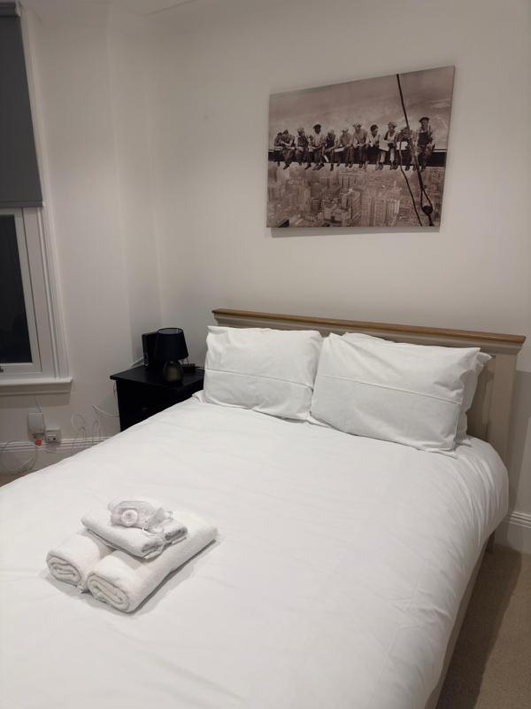 The finest flat in Clapham — забронировать отель в Лондоне