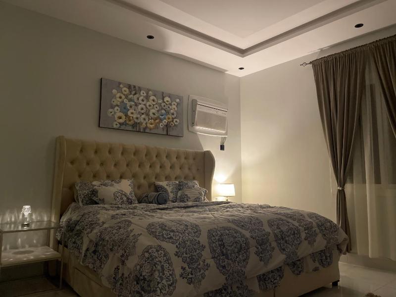 Lovely Spacious 1 BR AlMarwahalmrwh dkhwl dhaty — забронировать отель в Джидде