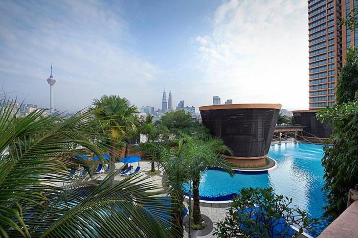 Scenic Pool Berjaya Times Square — отель с удобствами в Куала-Лумпуре