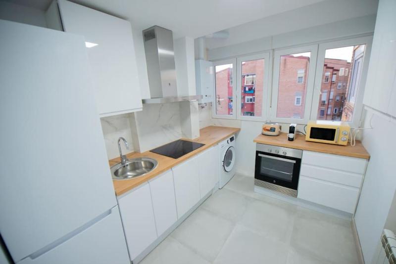 Apartamento 12 de Octubre, Almendrales — комфортный отель в Мадриде