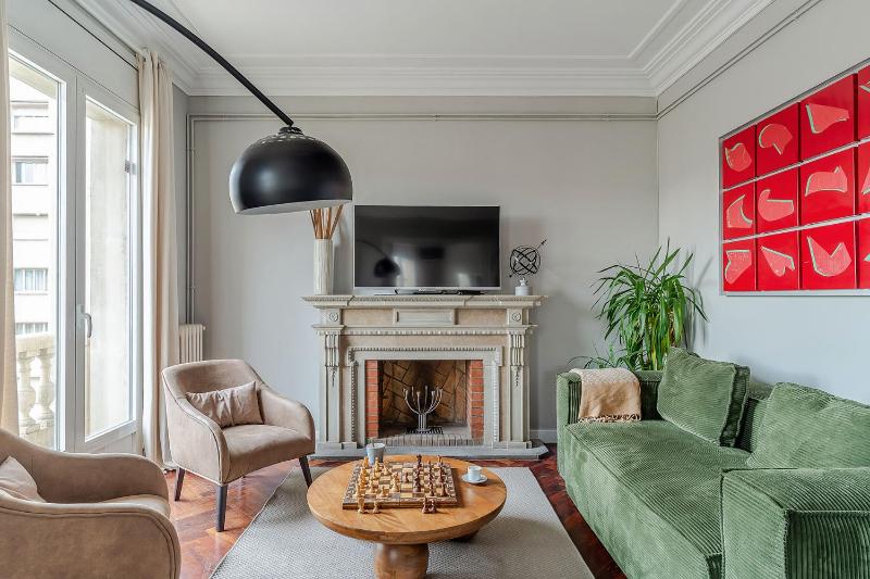 Canela Homes BARCELONA EIXAMPLE — отель с удобным расположением в Барселоне