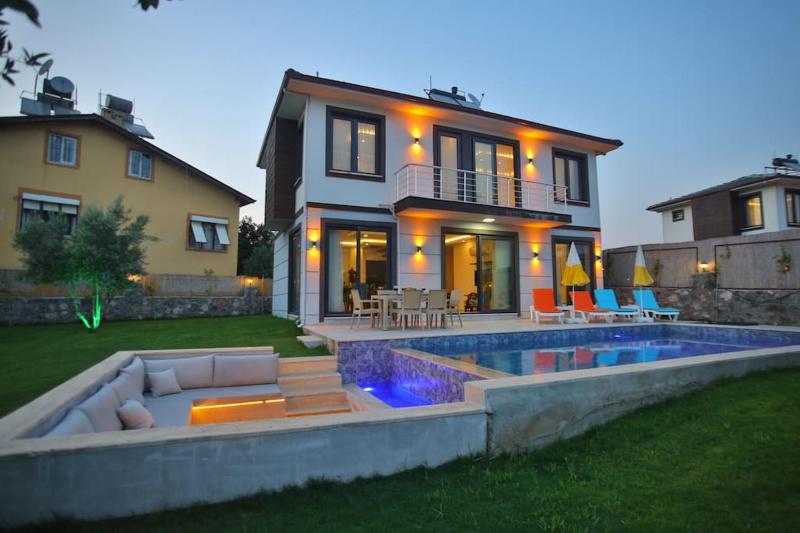Villa Parla 3 / Fethiye — комфортный отель в Фетхие