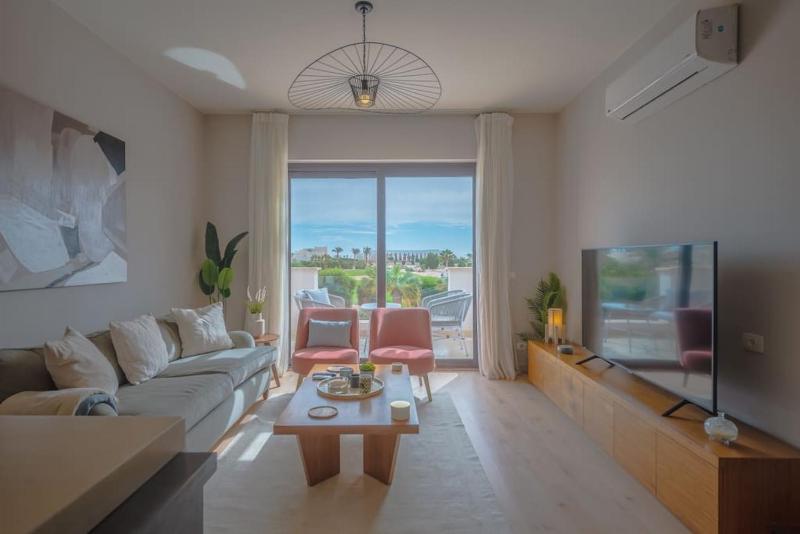 Stylish 3BR Space in Cyan, El Gouna. Pool Access — отель с удобным расположением в Хургаде