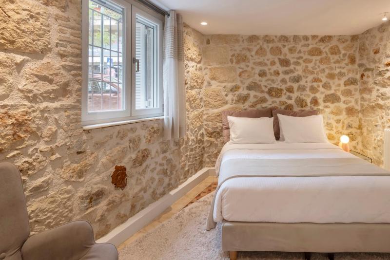 Acropolis Maisonette 22 — отель с удобным расположением в Афины