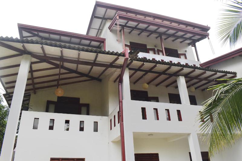 Villa Yalithma Hikkaduwa — отель в Хиккадува, Шри-Ланка