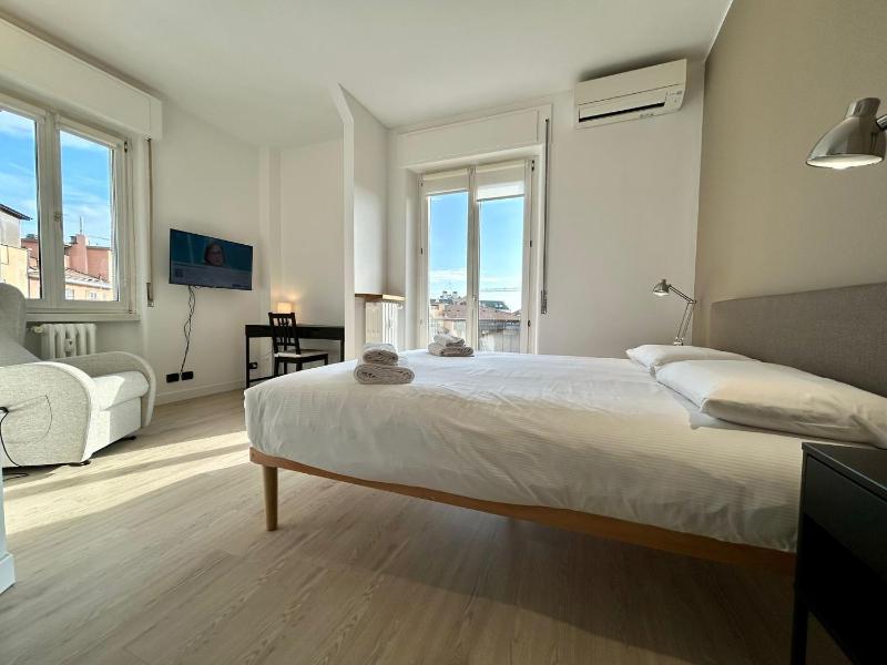 Цены на Kibilu - Piazzale Siena - Vicinanze De Angeli, Citylife, Shopping area di Corso Vercelli в Милане