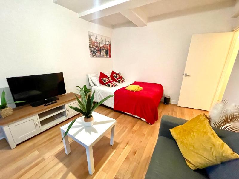 Цены на 2 Bed flat near to London Bridge в Лондоне