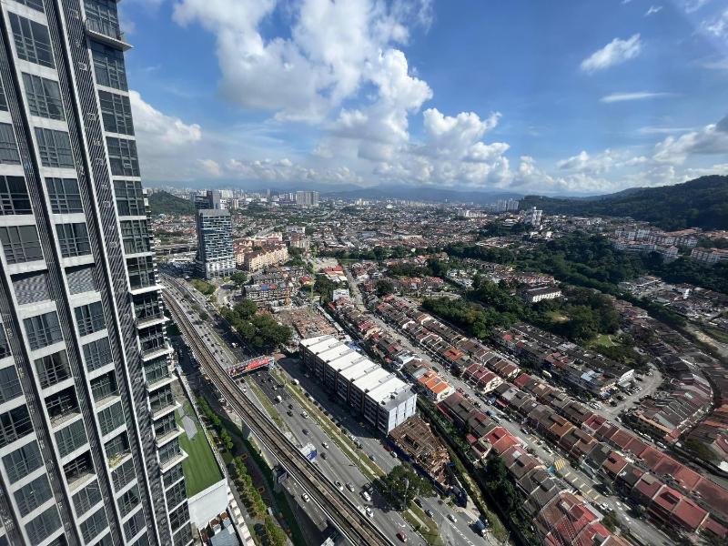 Cozy Condo in Cheras, KL — отель с удобствами в Куала-Лумпуре