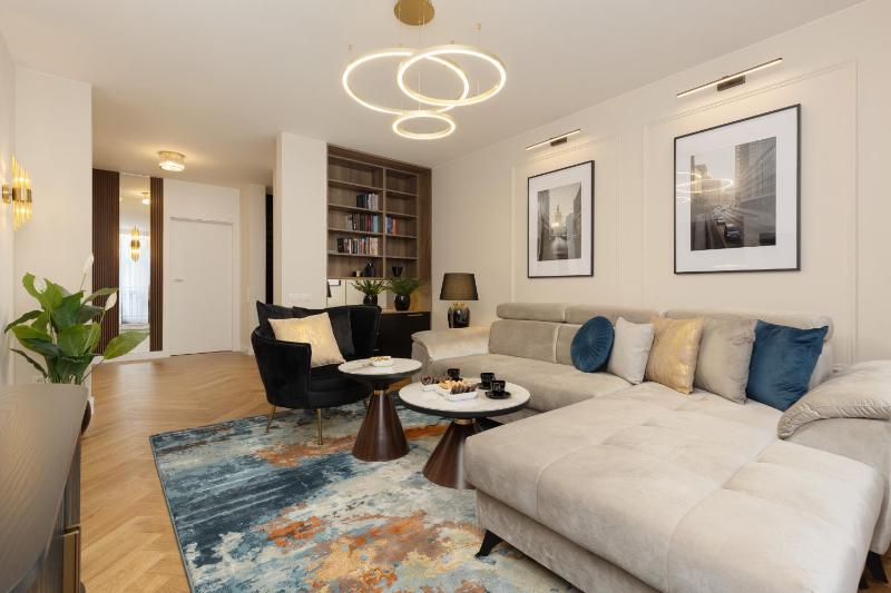LUX Blue Moon Residence City Center Foksal by Renters Prestige — отзывы гостей и цены