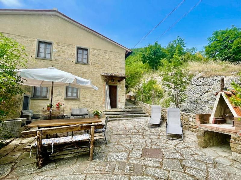 Il Colle - Apartment Pino — отель с удобным расположением в Флоренции