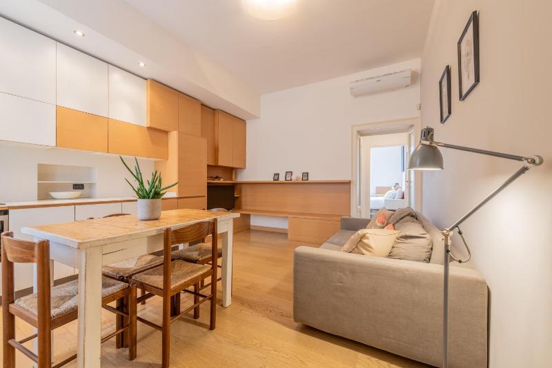 Exclusive Flat Isola Milano — отель с удобствами в Милане