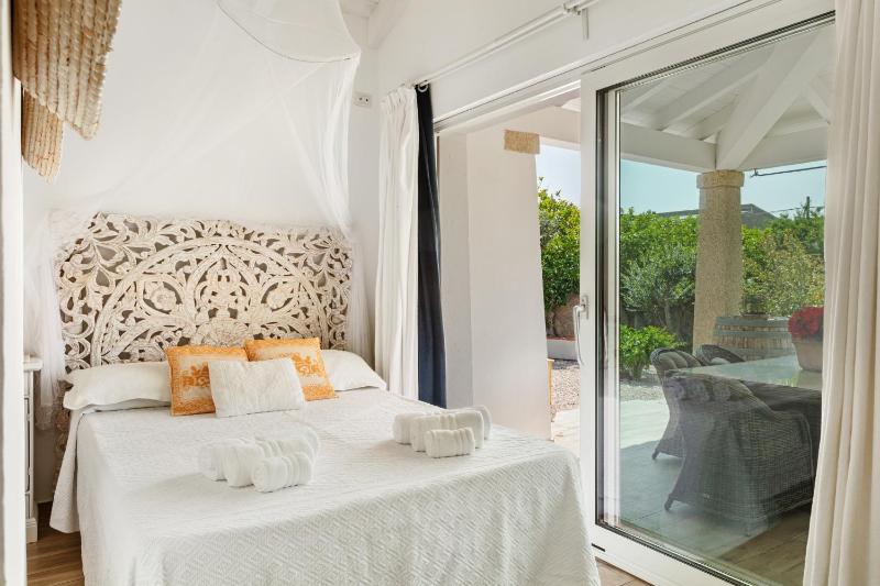 Villa Adele ad Olbia - Elegante villa con giardino