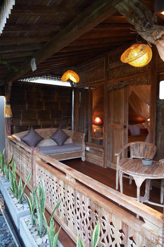 Mai Malu Joglo Ubud — отель с удобствами в Убуде