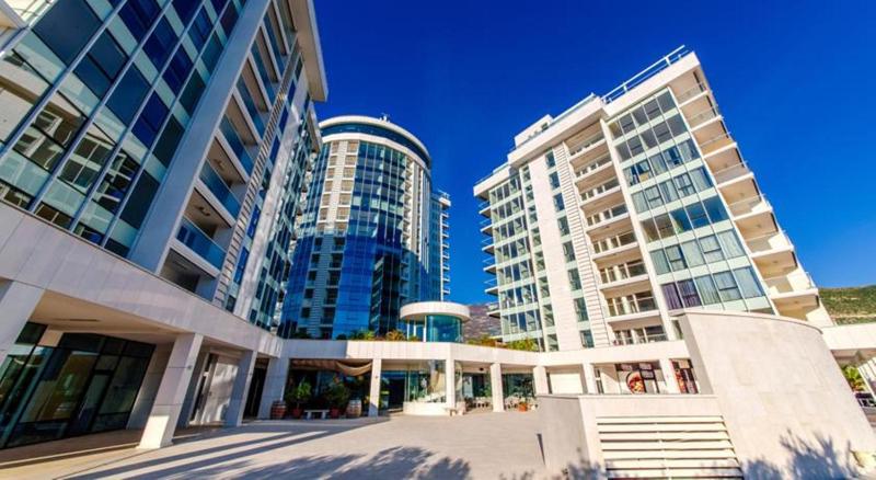 Apartment TC Lux VLSB — отель с удобствами в Будва