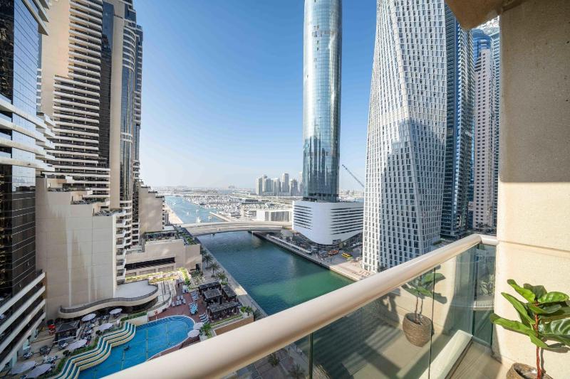 2 Bedroom Escape with Dubai Marina View — комфортный отель в Дубае